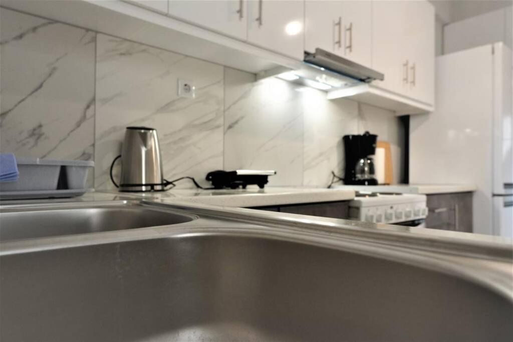 Athens Central 3Bd Apartment Next To Metro Luxury 外观 照片